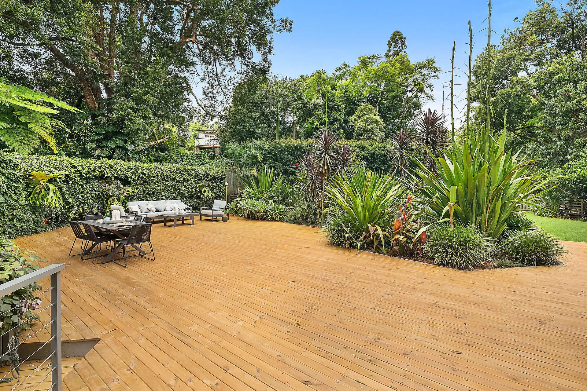 6 Lone Pine Avenue, Chatswood Sold by Shead Property - image 1