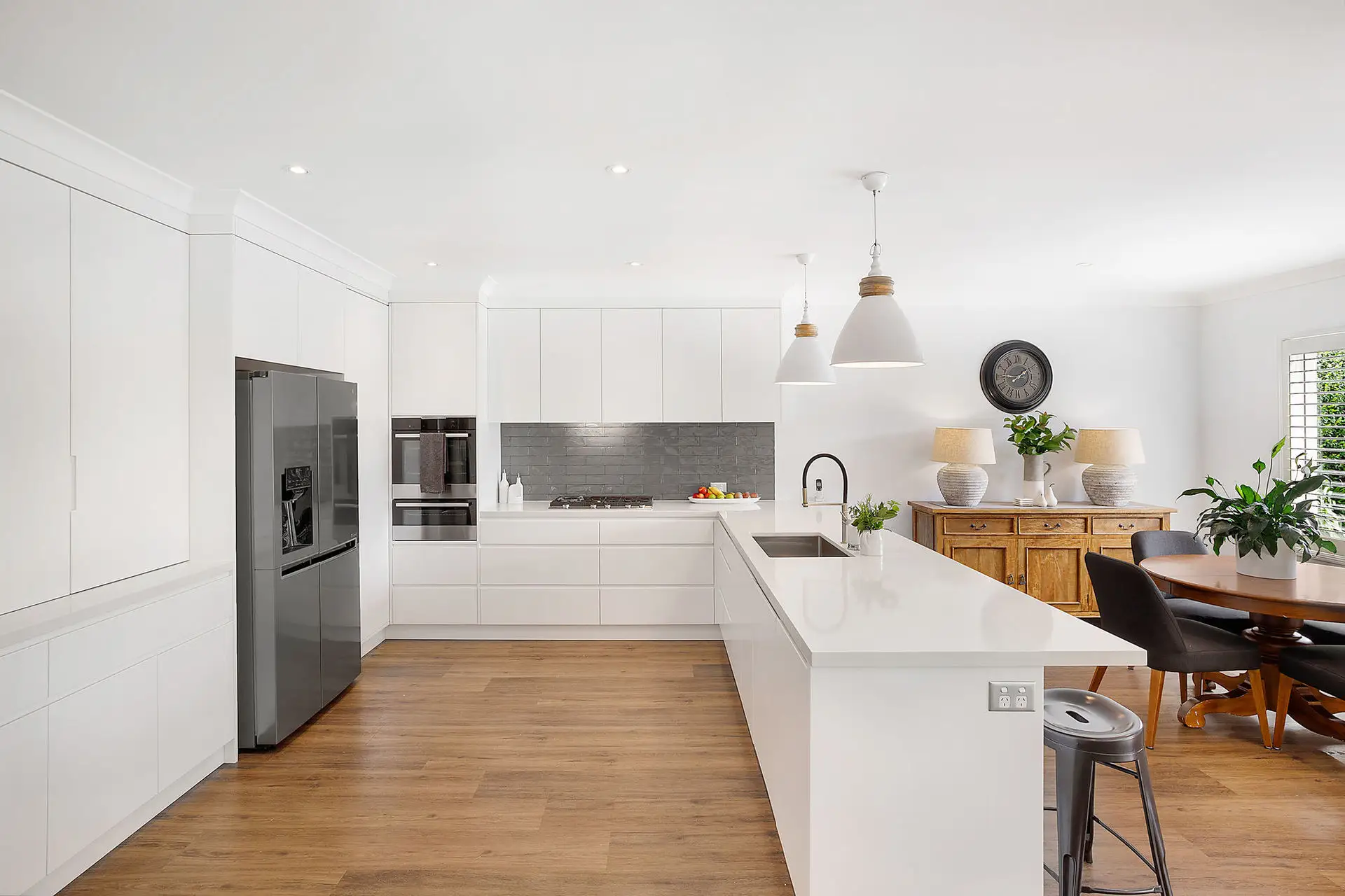 15 Edinburgh Road, Willoughby Sold by Shead Property - image 1