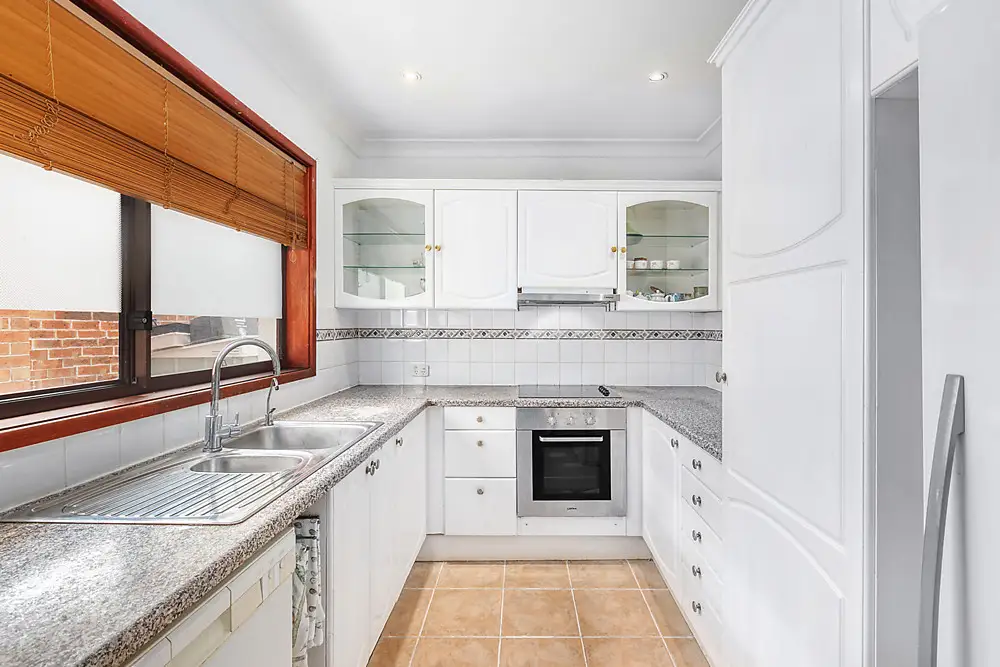 33A Eastern Valley Way, Northbridge Sold by Shead Property - image 1