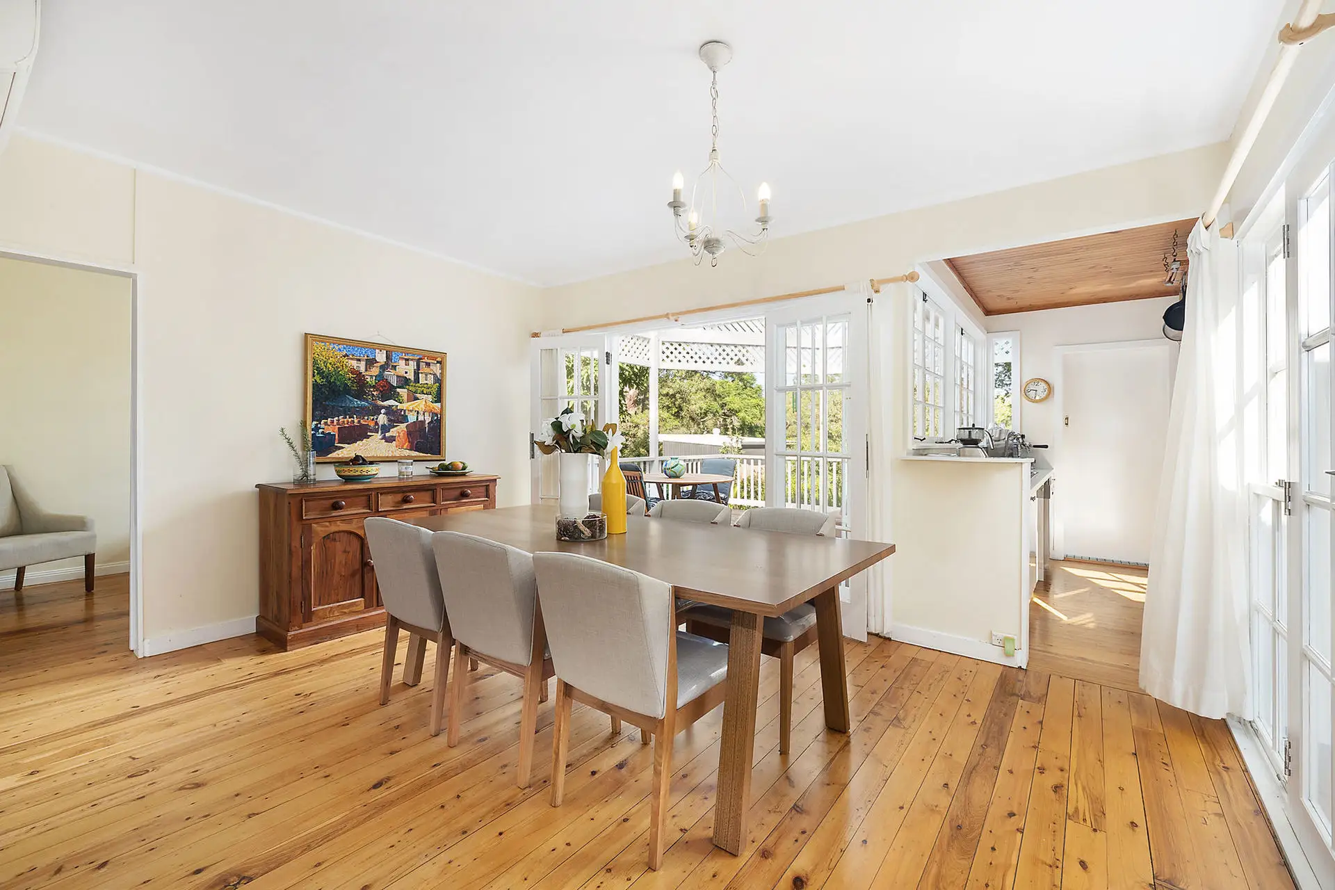 2 Clarke Street, Chatswood Sold by Shead Property - image 1