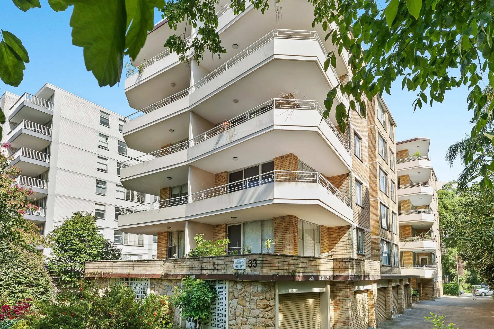 6/33 Johnson Street, Chatswood Sold by Shead Property - image 1