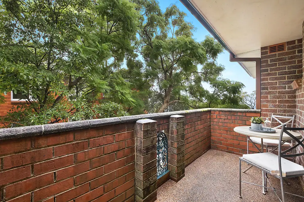 24/17 Hampden Road, Artarmon Sold by Shead Property - image 1