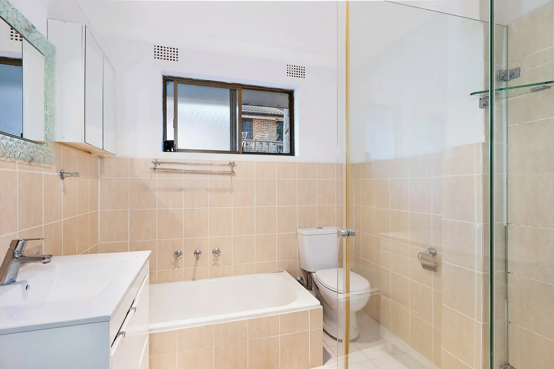 3/8 Jersey Road, Artarmon Sold by Shead Property - image 1