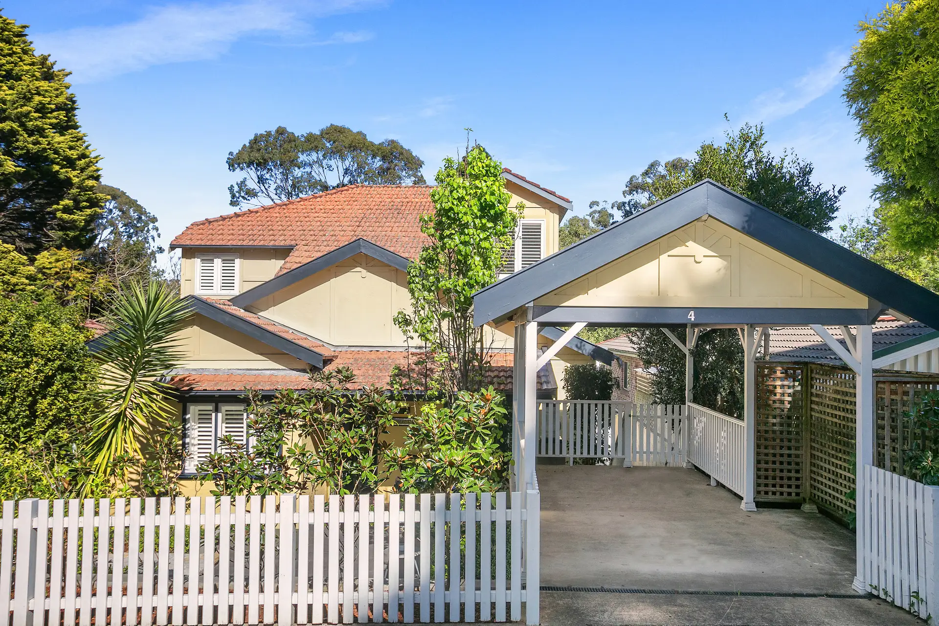 4 Lone Pine Avenue, Chatswood Sold by Shead Property - image 1