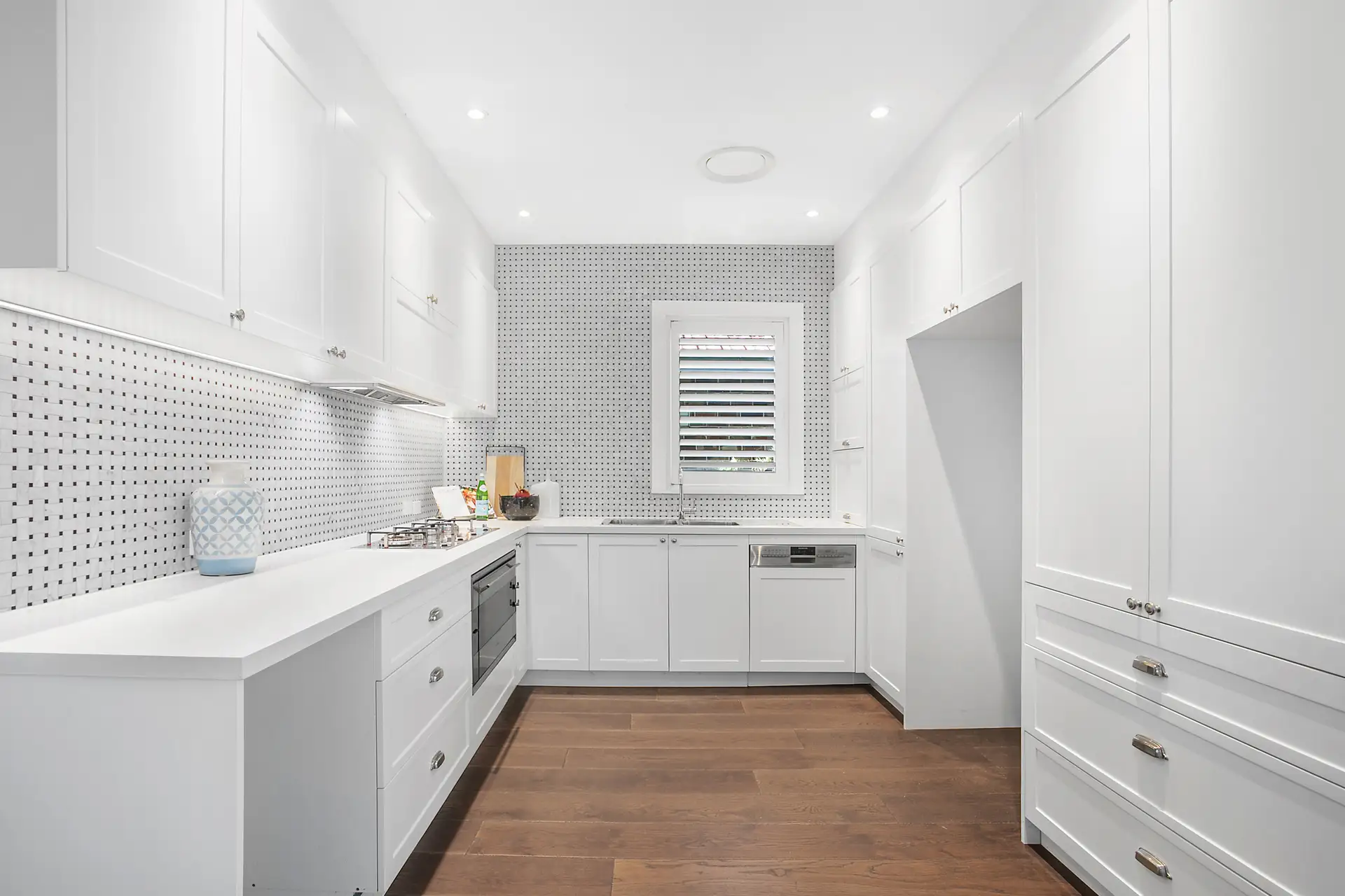 4 Lone Pine Avenue, Chatswood Sold by Shead Property - image 1