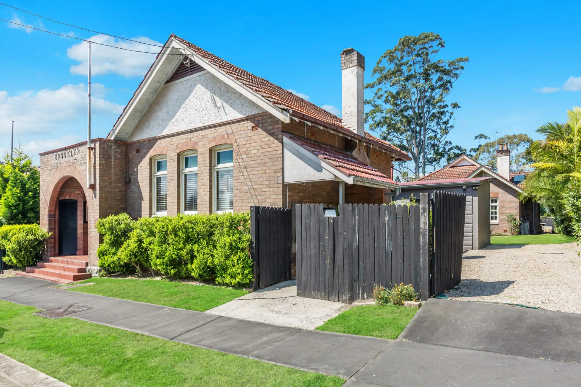13 Bridge Street, Brooklyn Sold by Shead Property - image 1