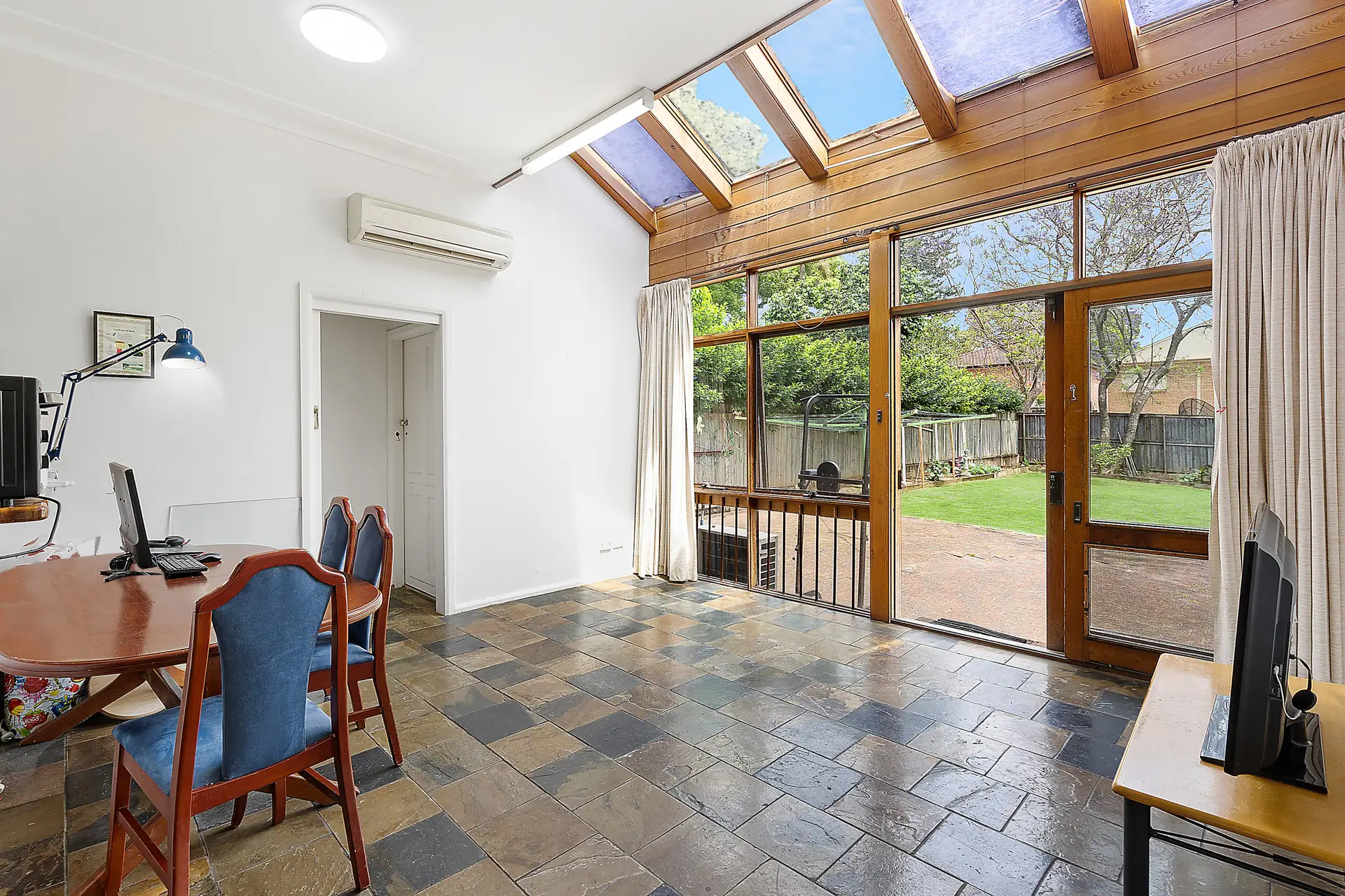 20 Chatswood Avenue, Chatswood Sold by Shead Property - image 1
