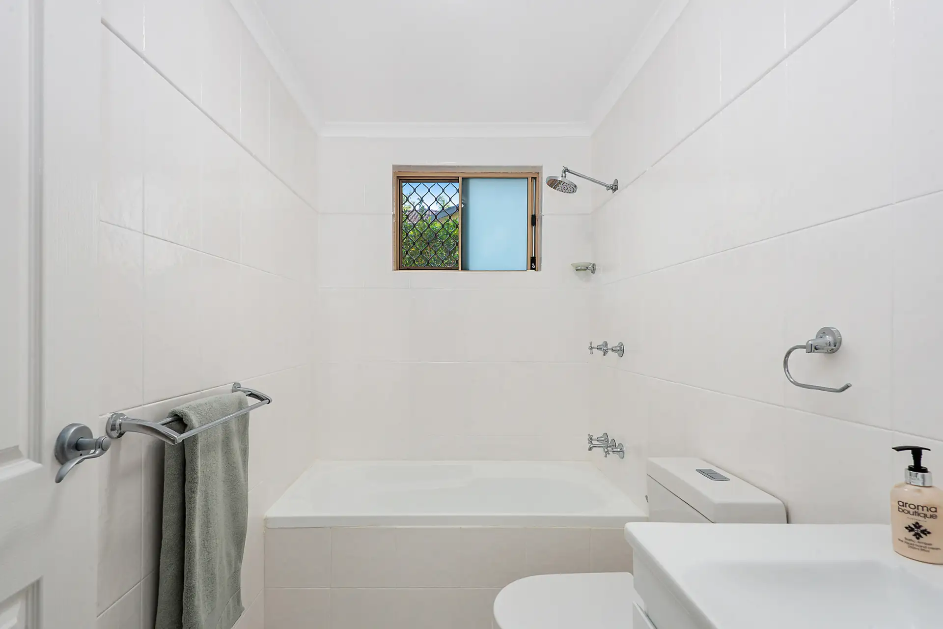 7/22 Eric Road, Artarmon Sold by Shead Property - image 1