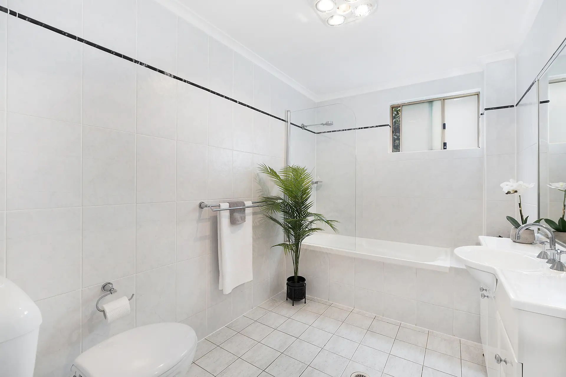 8/22-24 Eric Road, Artarmon Sold by Shead Property - image 1