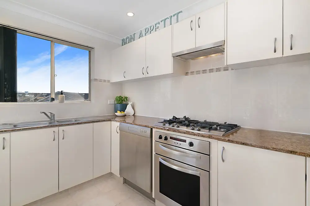 11/214 Sydney Street, Willoughby Sold by Shead Property - image 1