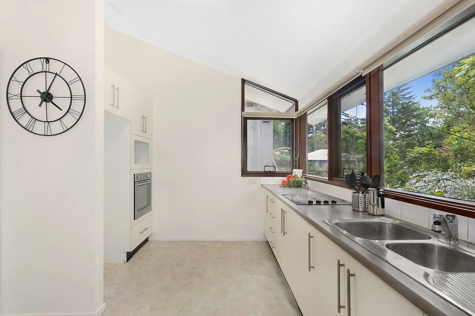 8 Larnock Avenue, Pymble Sold by Shead Property - image 1