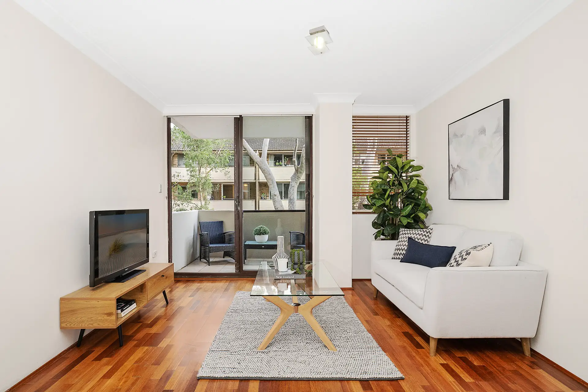 11/6 Francis Road, Artarmon Sold by Shead Property - image 1