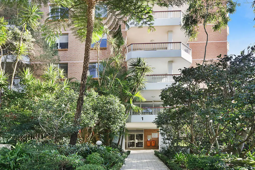 2/1 Broughton Road, Artarmon Sold by Shead Property - image 1