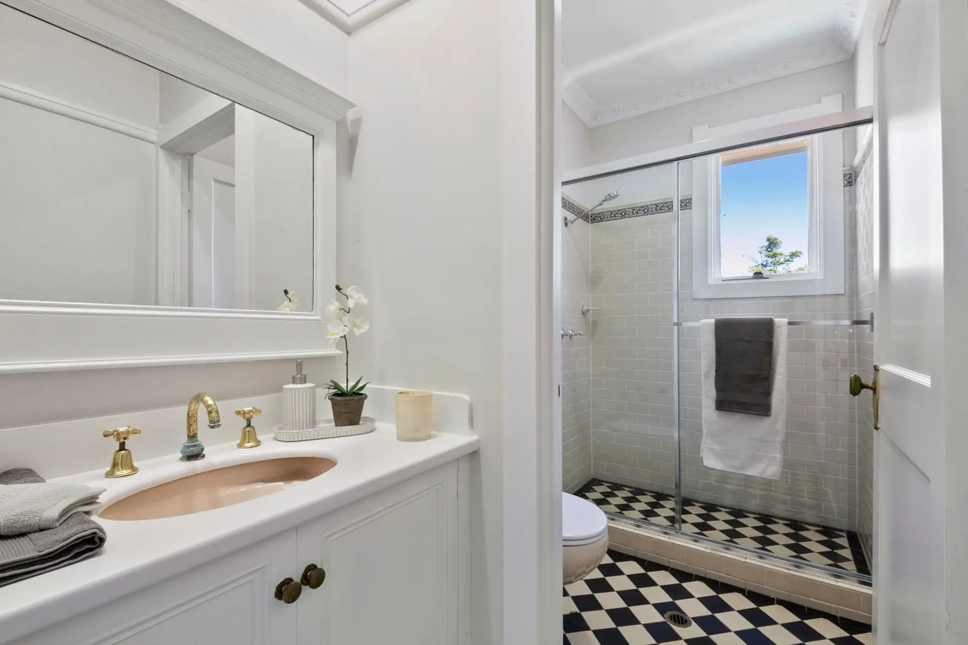 59 Beaconsfield Road, Chatswood Sold by Shead Property - image 1