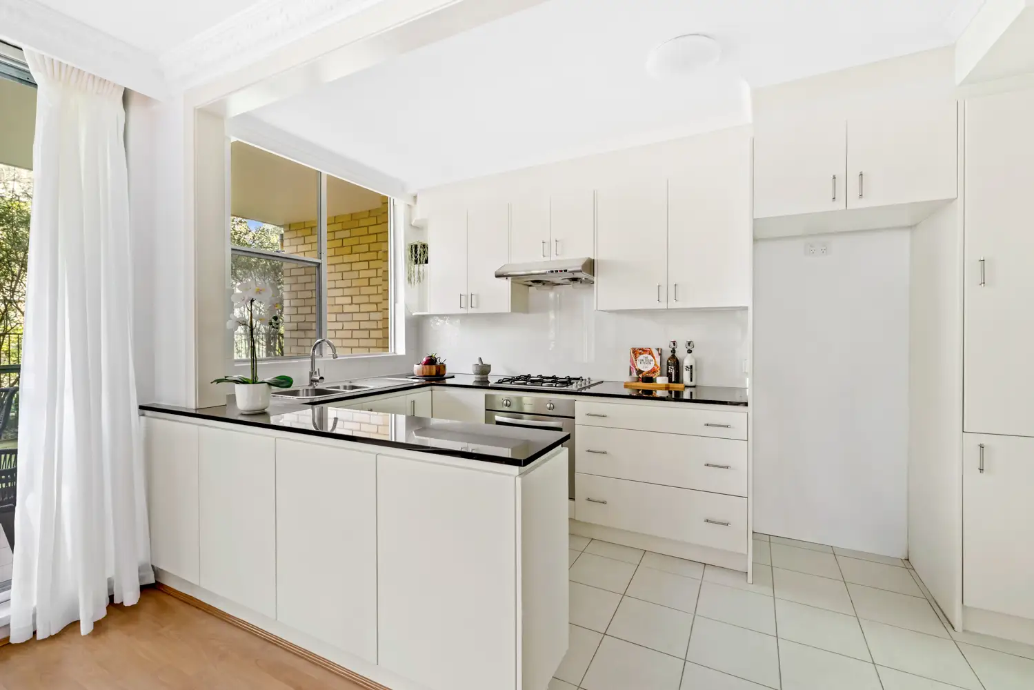105/8 Broughton Road, Artarmon Sold by Shead Property - image 1