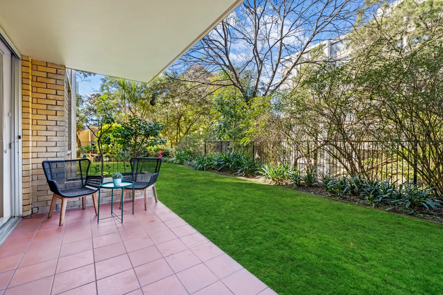 105/8 Broughton Road, Artarmon Sold by Shead Property - image 1