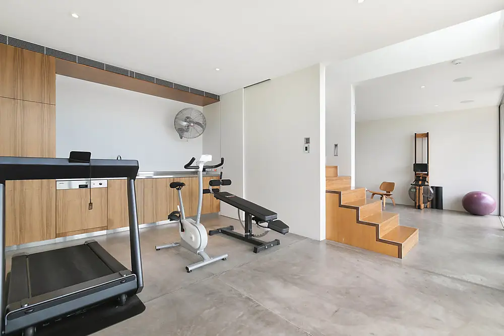 7 The Tor Walk, Castlecrag Sold by Shead Property - image 1