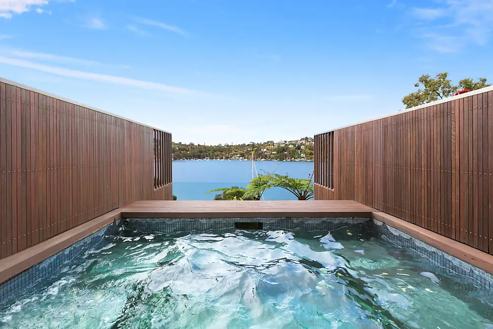 7 The Tor Walk, Castlecrag Sold by Shead Property - image 1