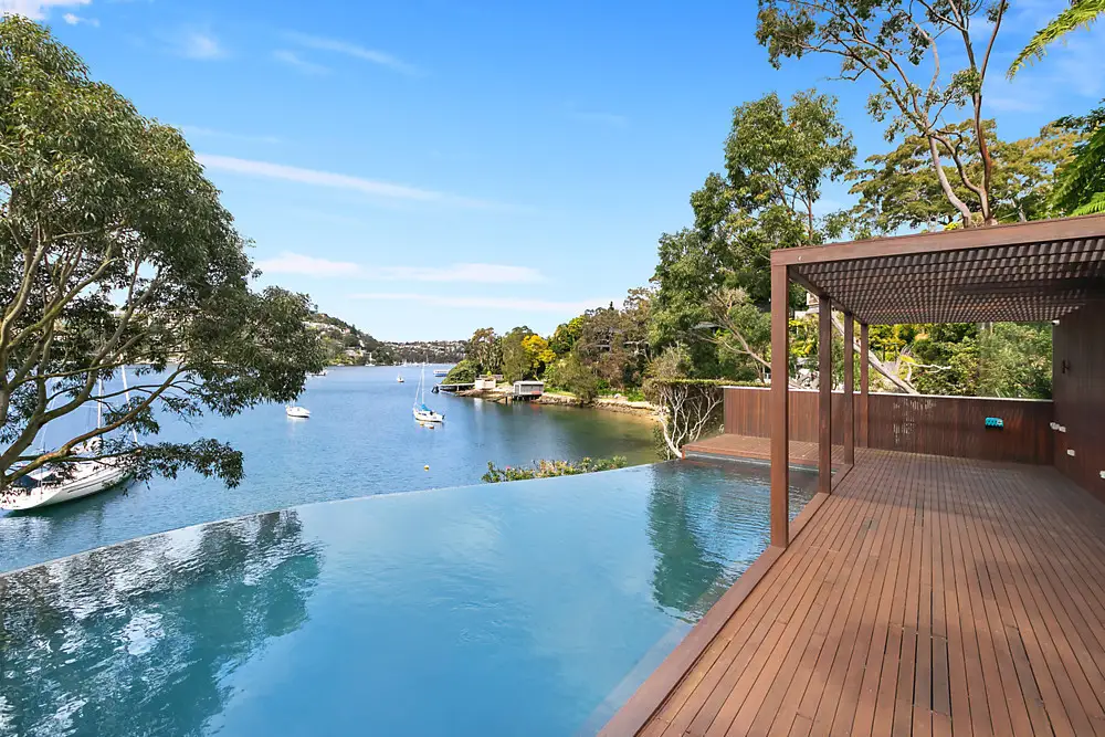 7 The Tor Walk, Castlecrag Sold by Shead Property - image 1