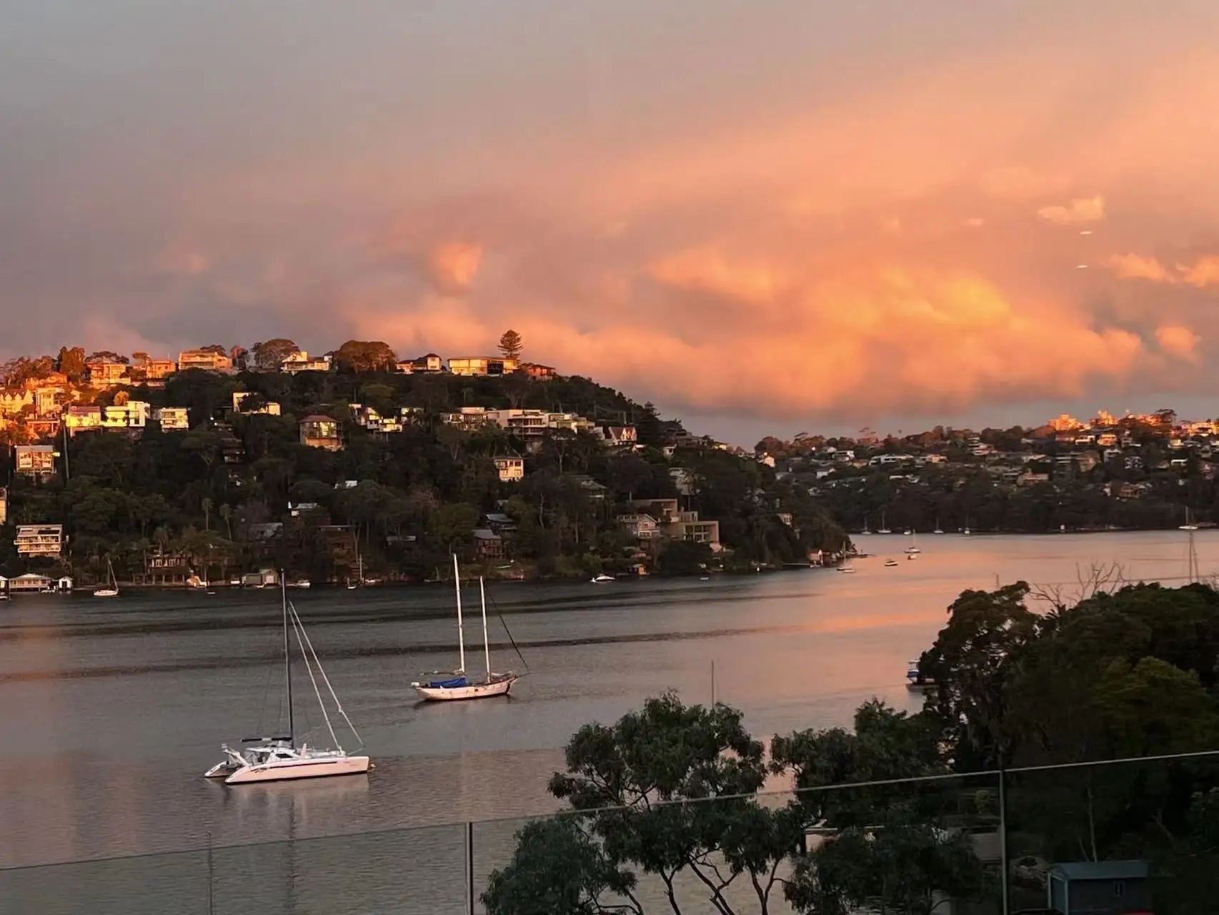 7 The Tor Walk, Castlecrag Sold by Shead Property - image 1
