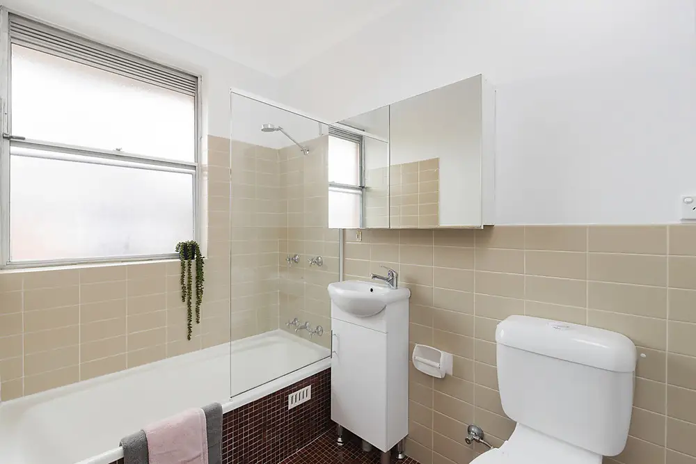 6/4 Buller Road, Artarmon Sold by Shead Property - image 1