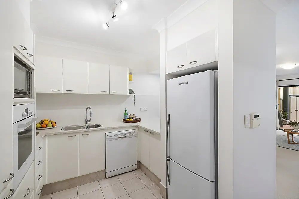 5/7-13 Kooringa Road, Chatswood Sold by Shead Property - image 1