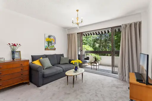 2/8-10 Eddy Road, Chatswood Sold by Shead Property