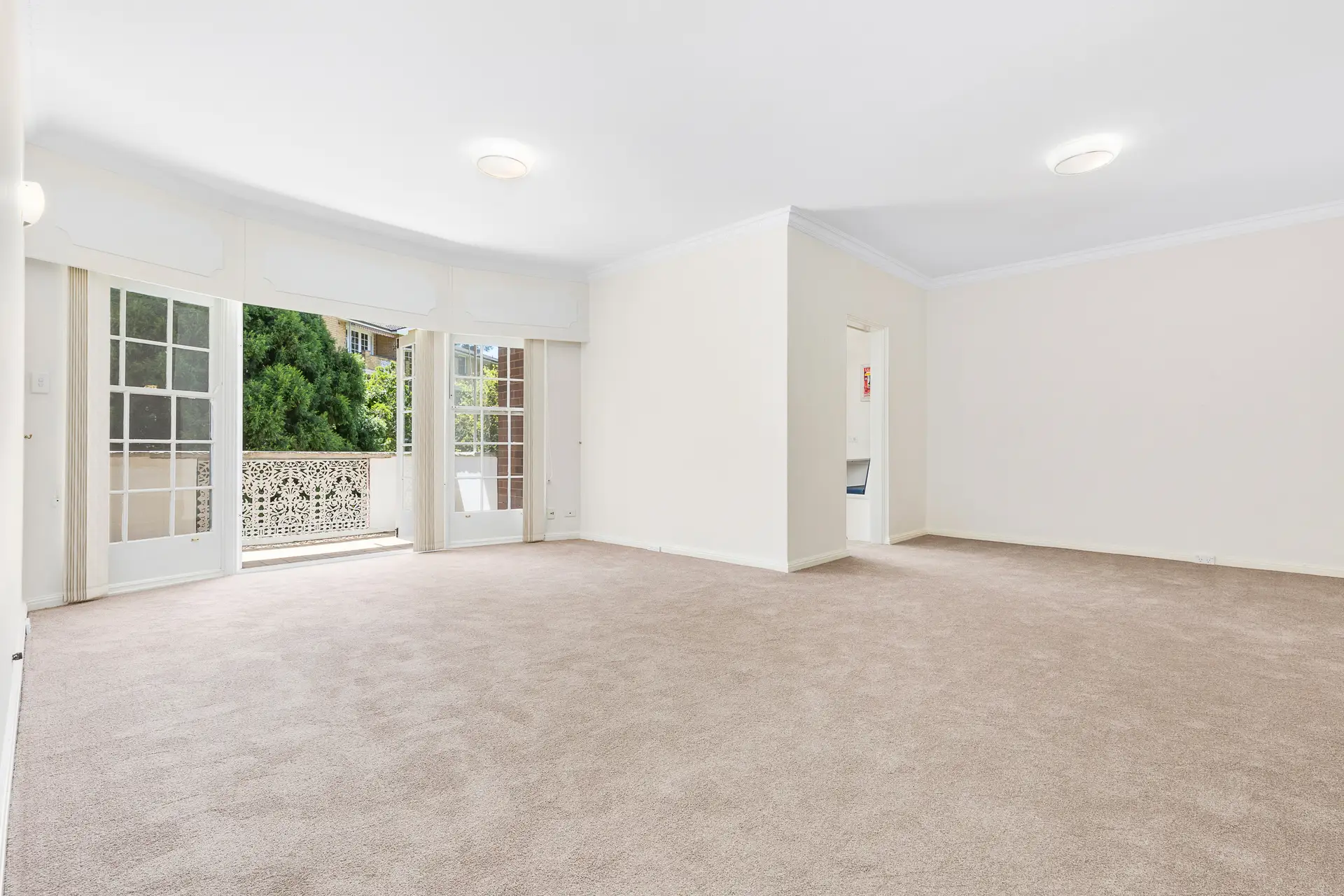 Roseville Leased by Shead Property - image 1