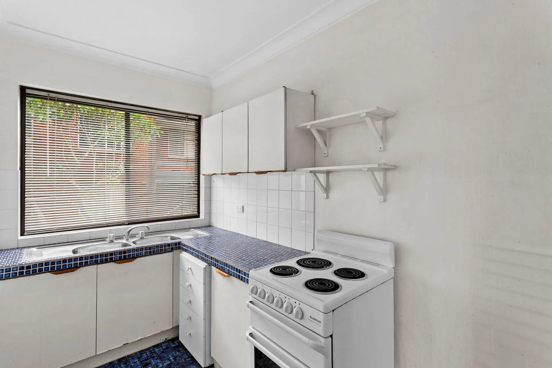 4/11-13 Cambridge Street, Gladesville Sold by Shead Property - image 1