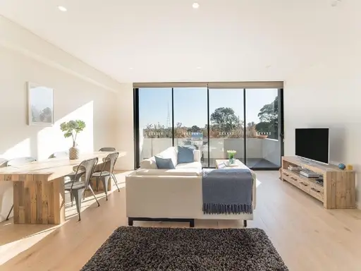 Northbridge Leased by Shead Property
