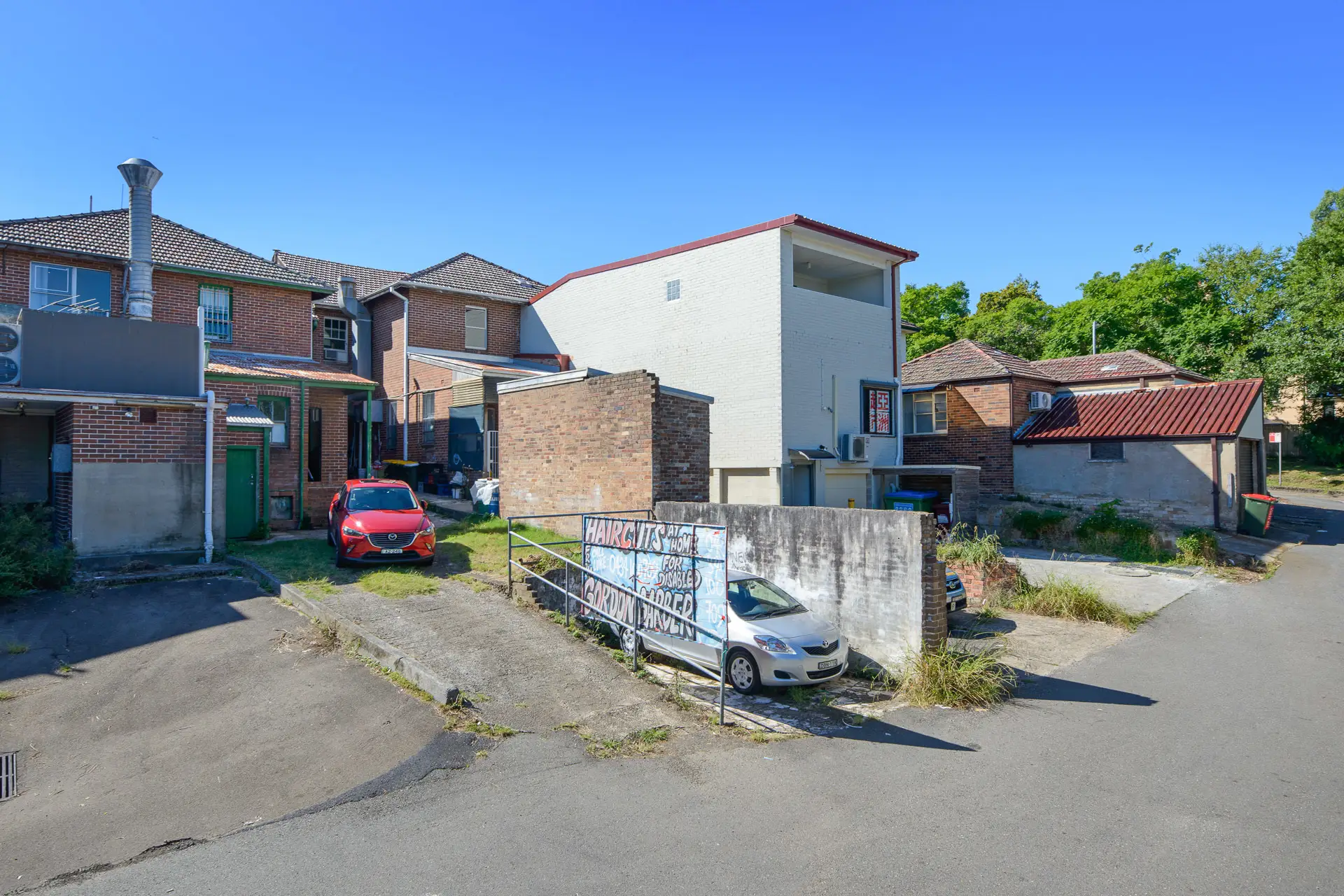 Gordon Leased by Shead Property - image 1