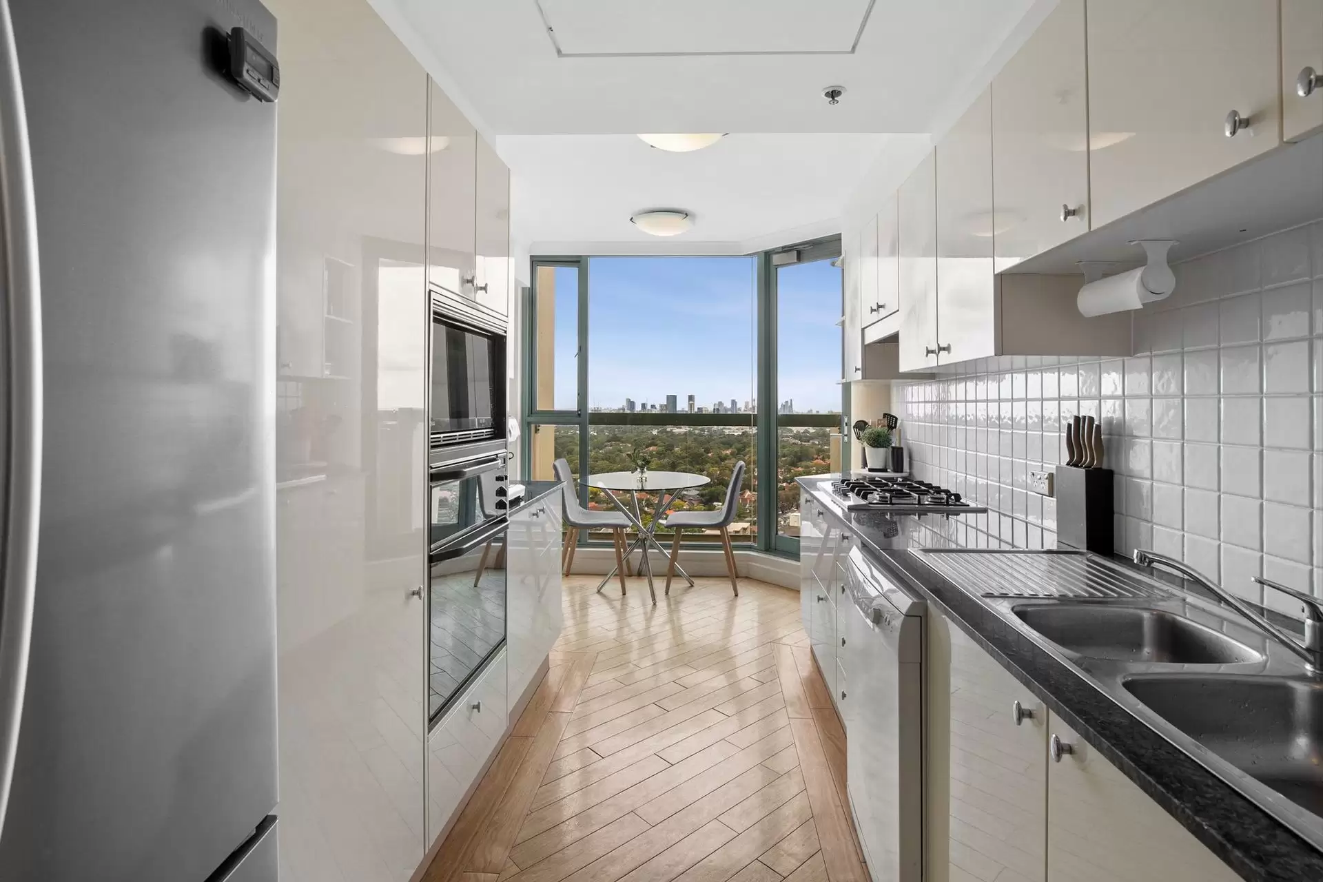 2501/37 Victor Street, Chatswood Sold by Shead Property - image 1