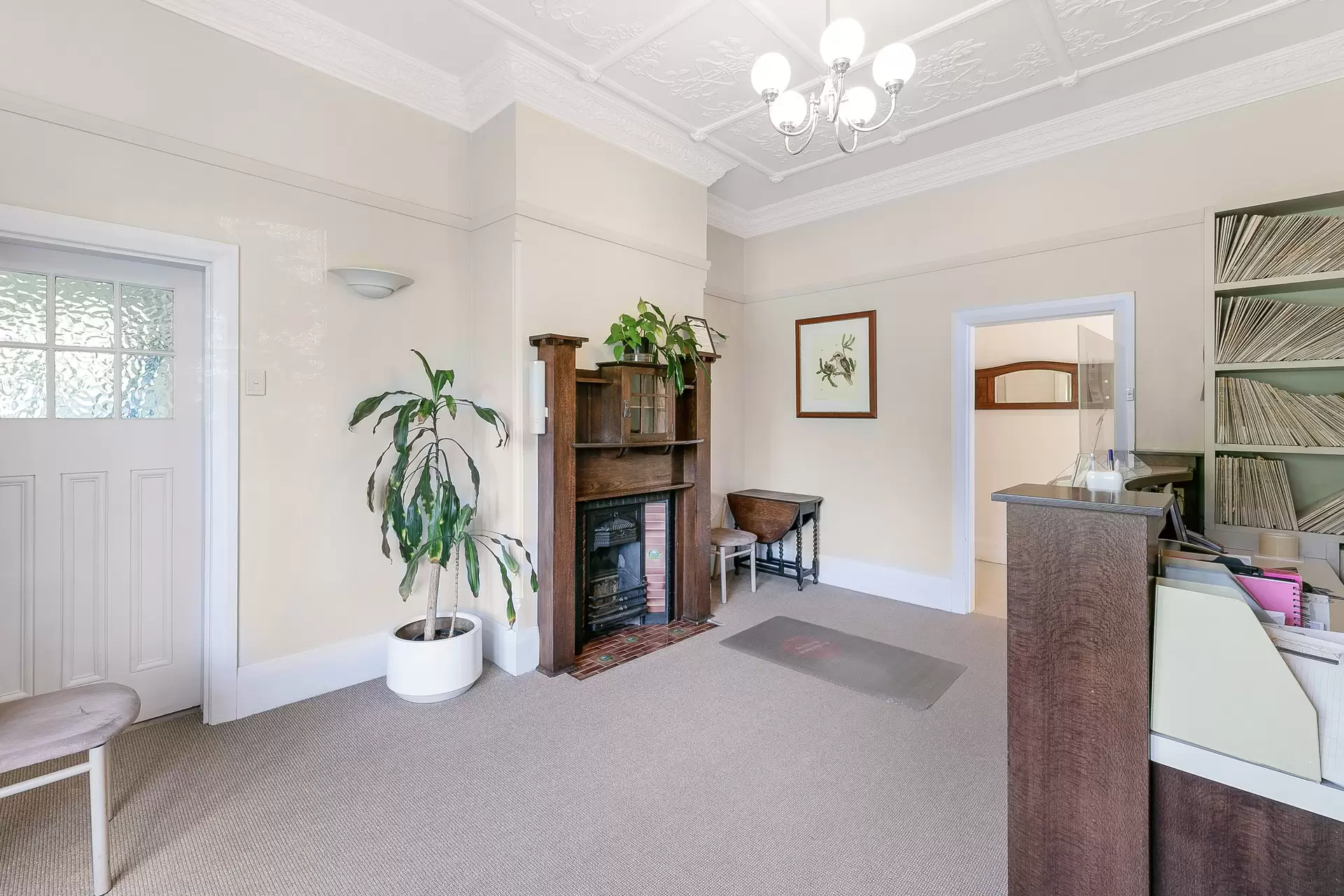 Gordon Leased by Shead Property - image 1