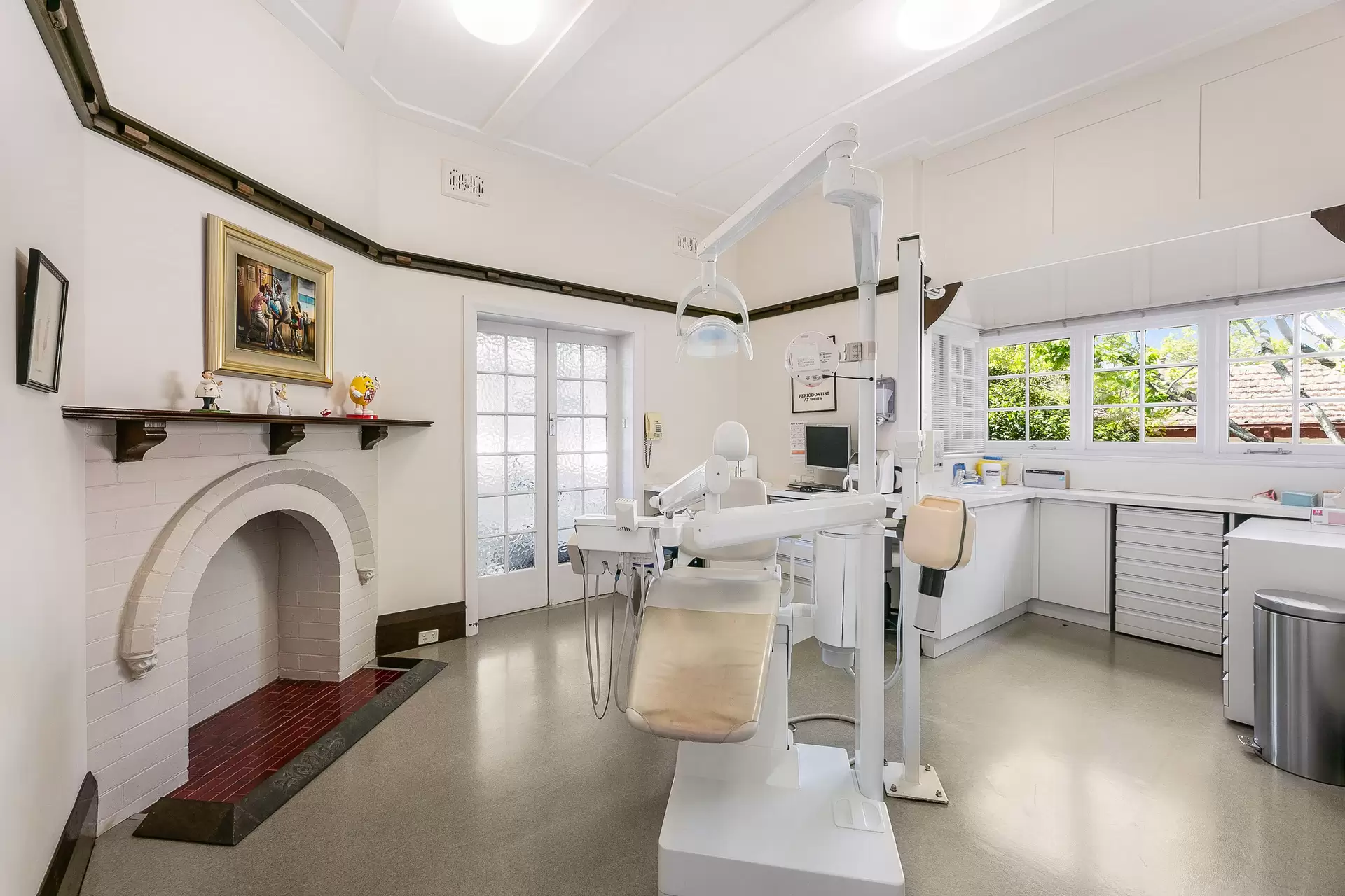 Gordon Leased by Shead Property - image 1