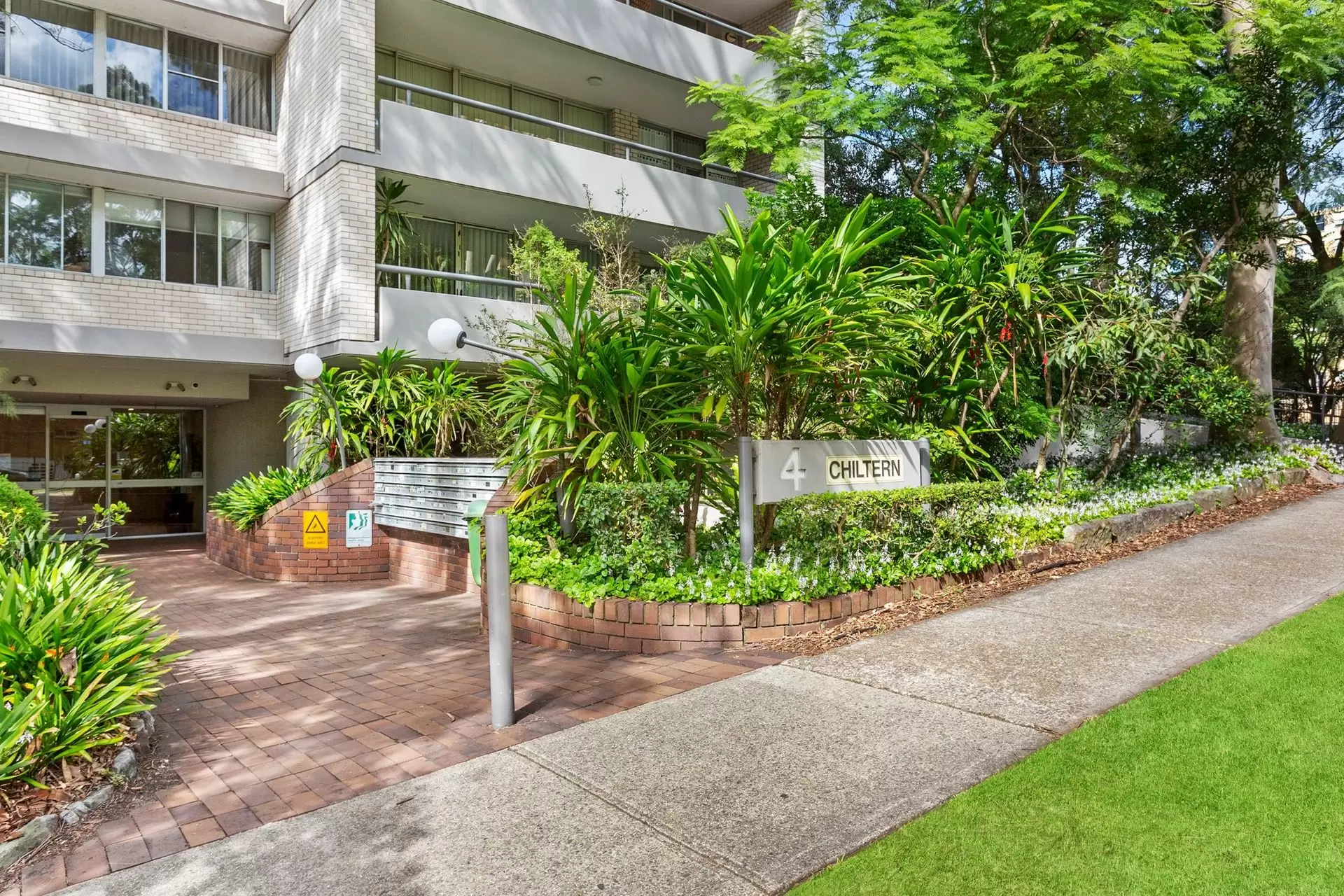 803/4 Broughton Road, Artarmon Sold by Shead Property - image 1