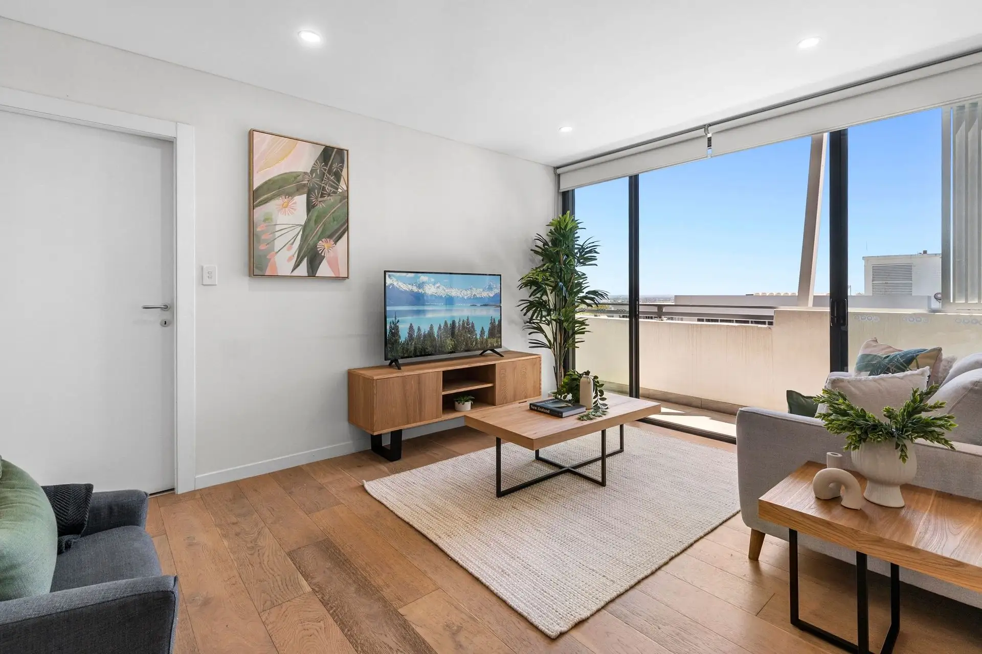 701/567 Pacific Highway, St Leonards Sold by Shead Property - image 1