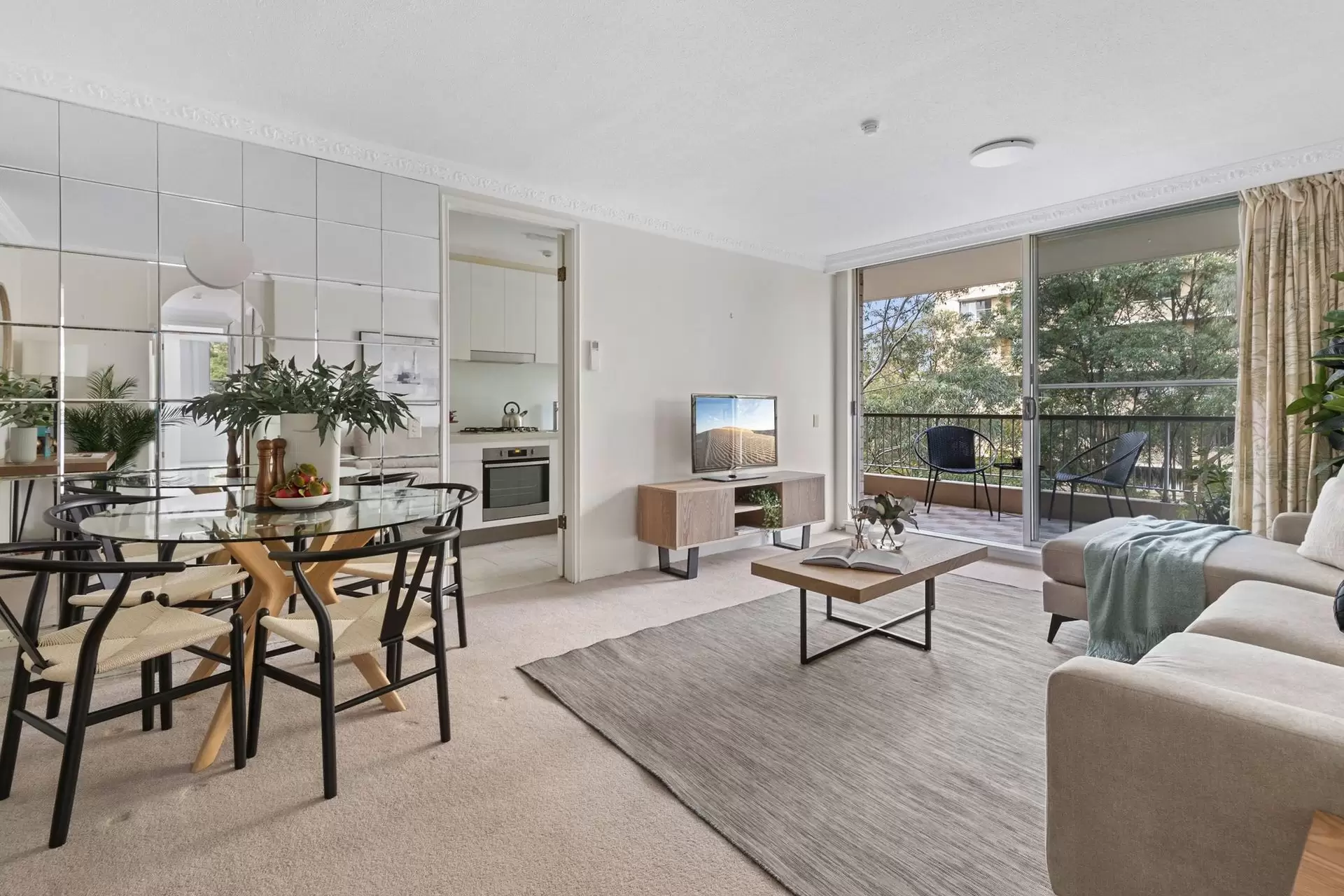 804/4 Francis Road, Artarmon Sold by Shead Property - image 1