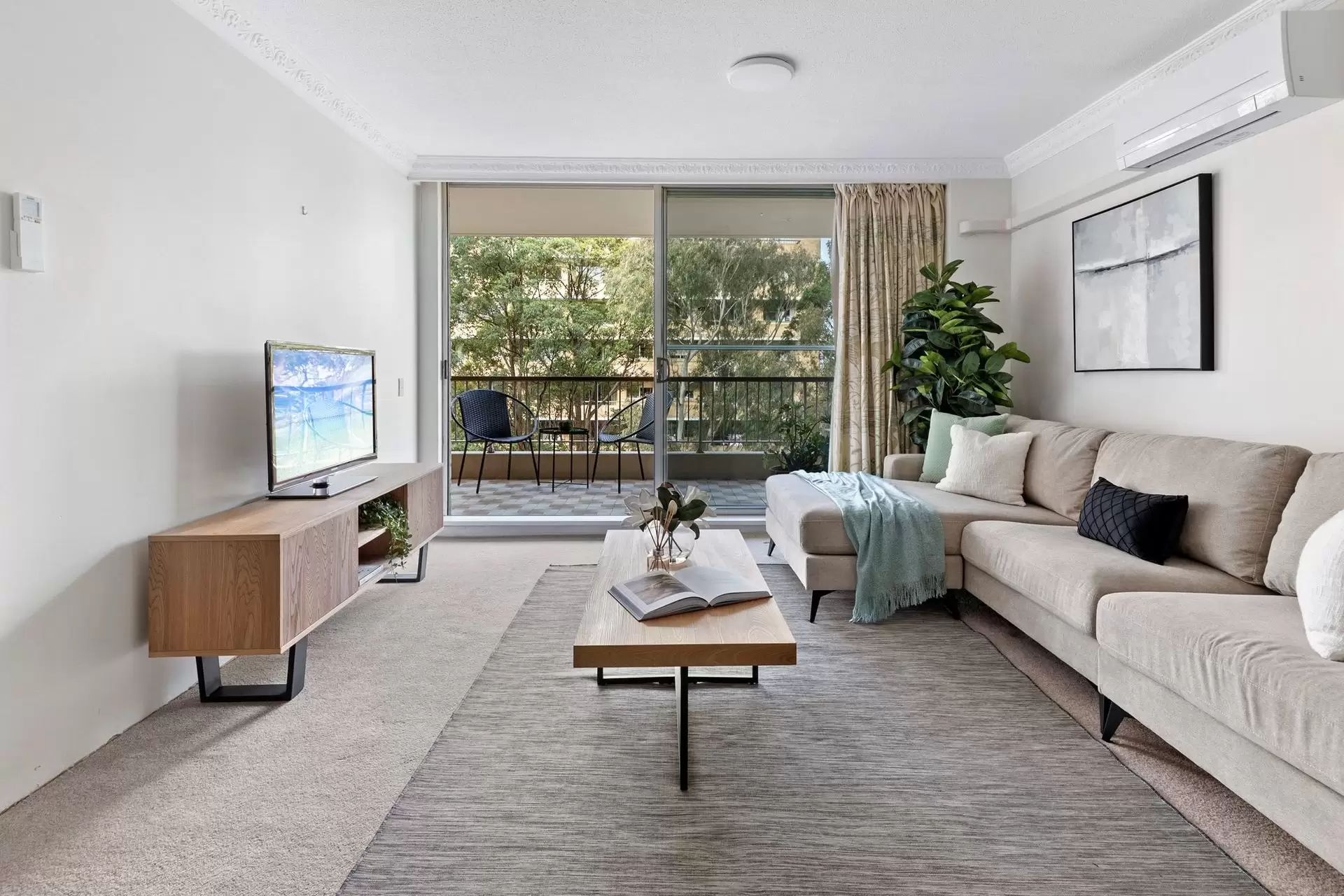 804/4 Francis Road, Artarmon Sold by Shead Property - image 1