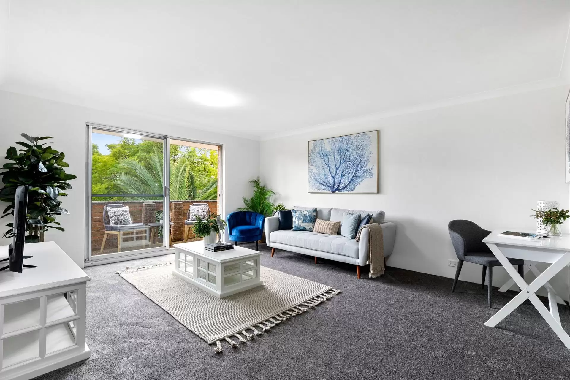 16/17 Hampden Road, Artarmon Sold by Shead Property - image 1