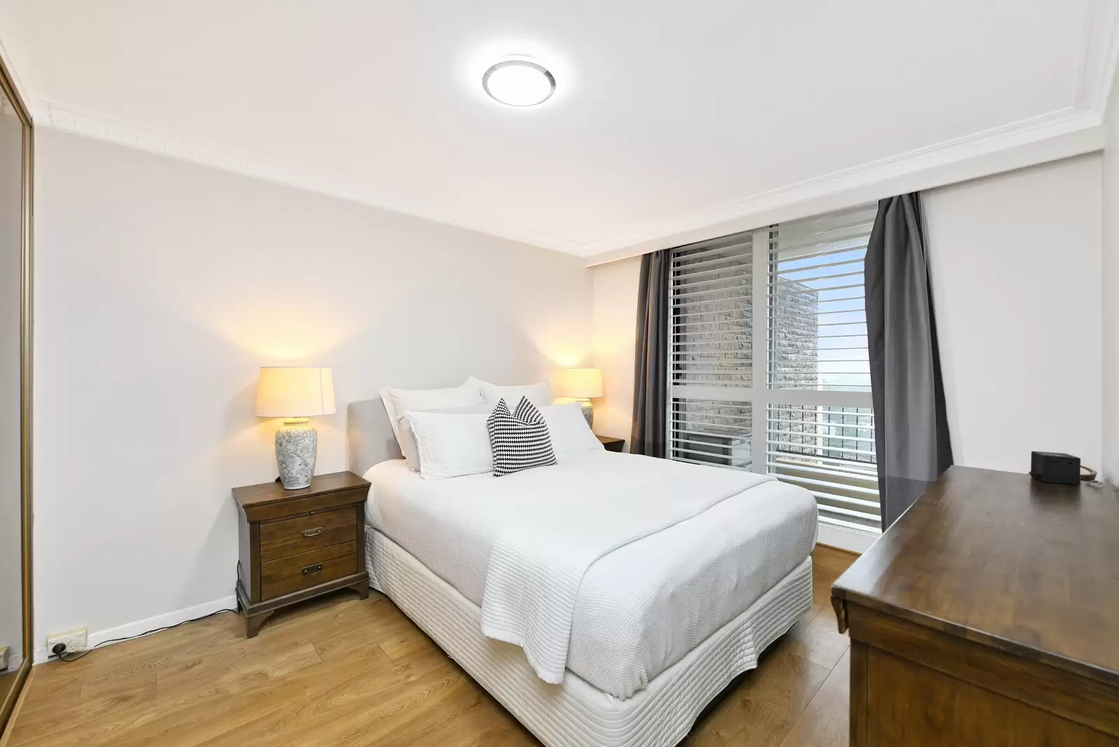 8H/8 - 12 Sutherland Road, Chatswood Sold by Shead Property - image 1