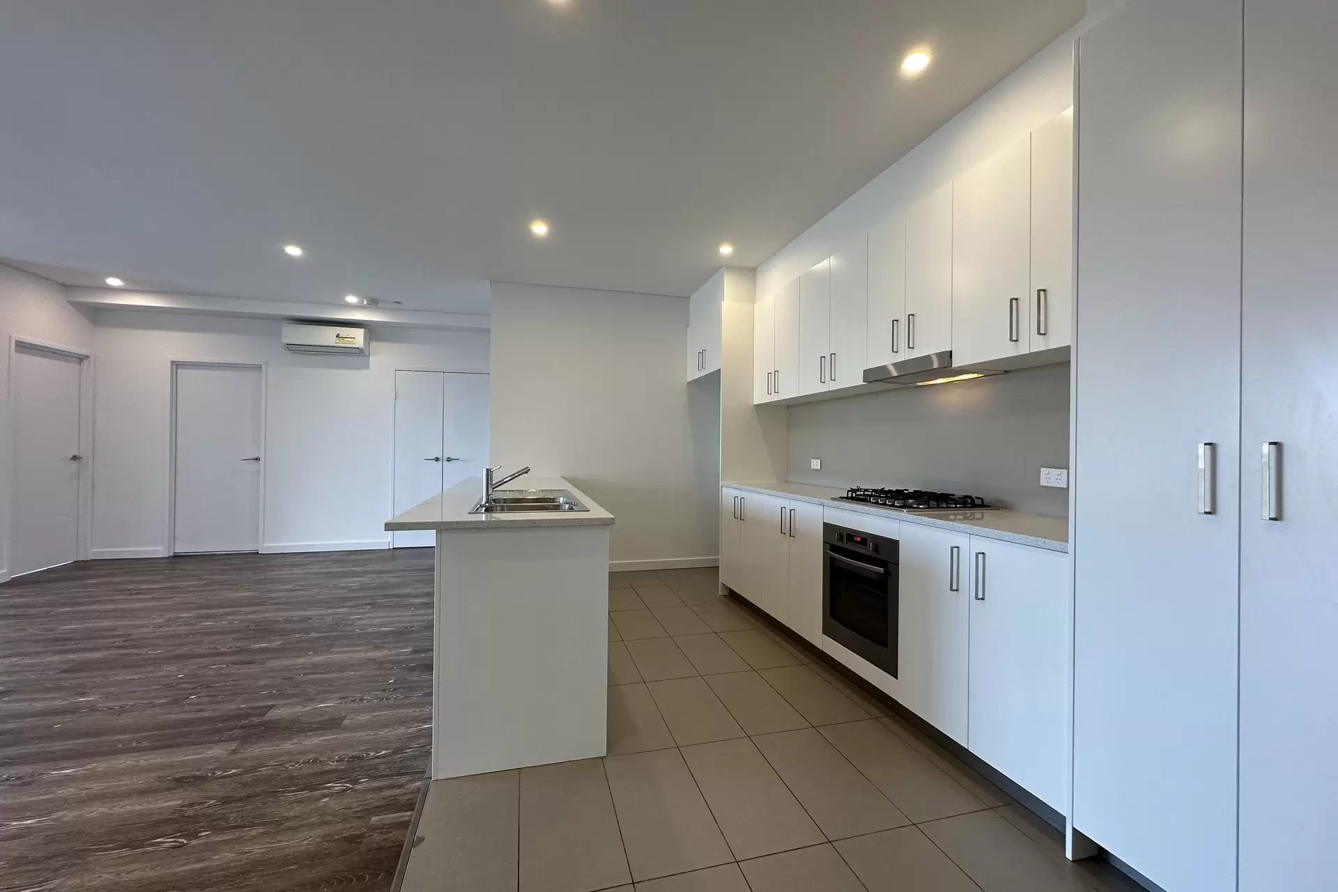 Chatswood Leased by Shead Property - image 1