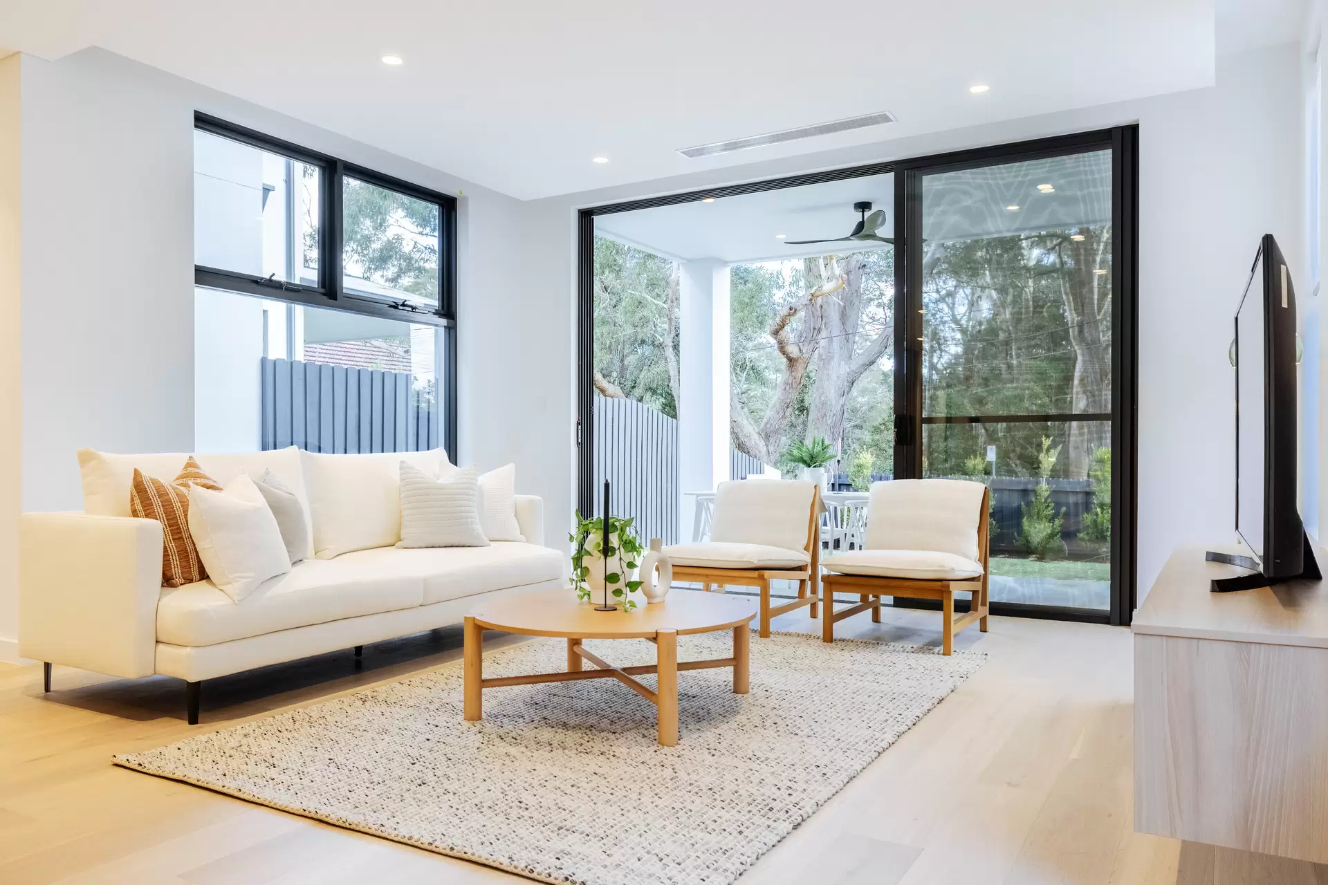8b Dulwich Road, Chatswood Sold by Shead Property - image 1