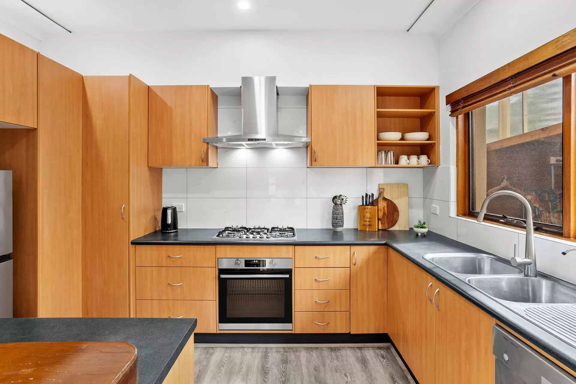 20 Hawthorne Avenue, Chatswood Sold by Shead Property - image 1