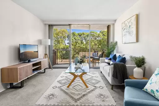 21/294 Pacific Highway, Greenwich Sold by Shead Property
