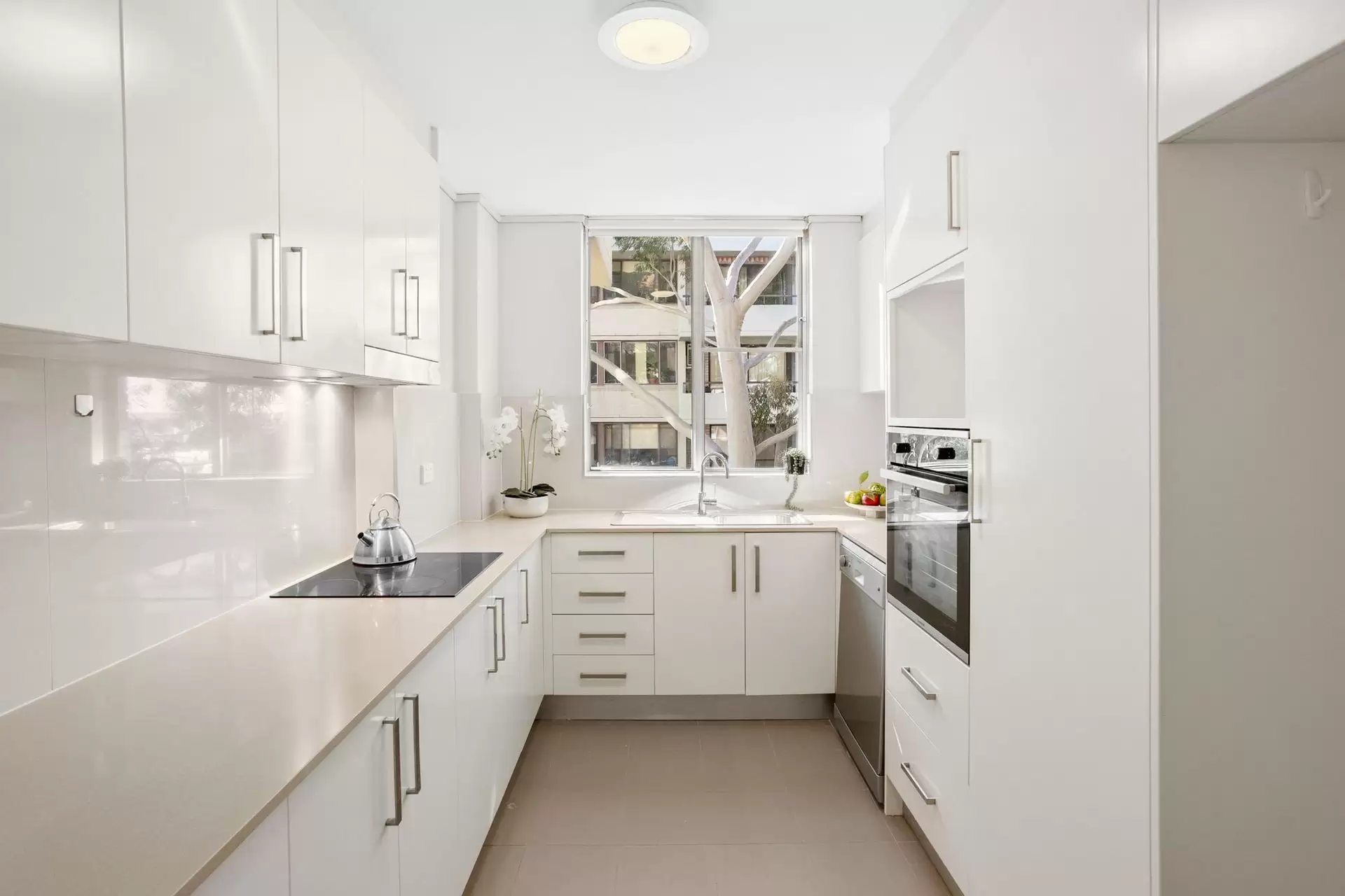 28/34 Archer Street, Chatswood Sold by Shead Property - image 1