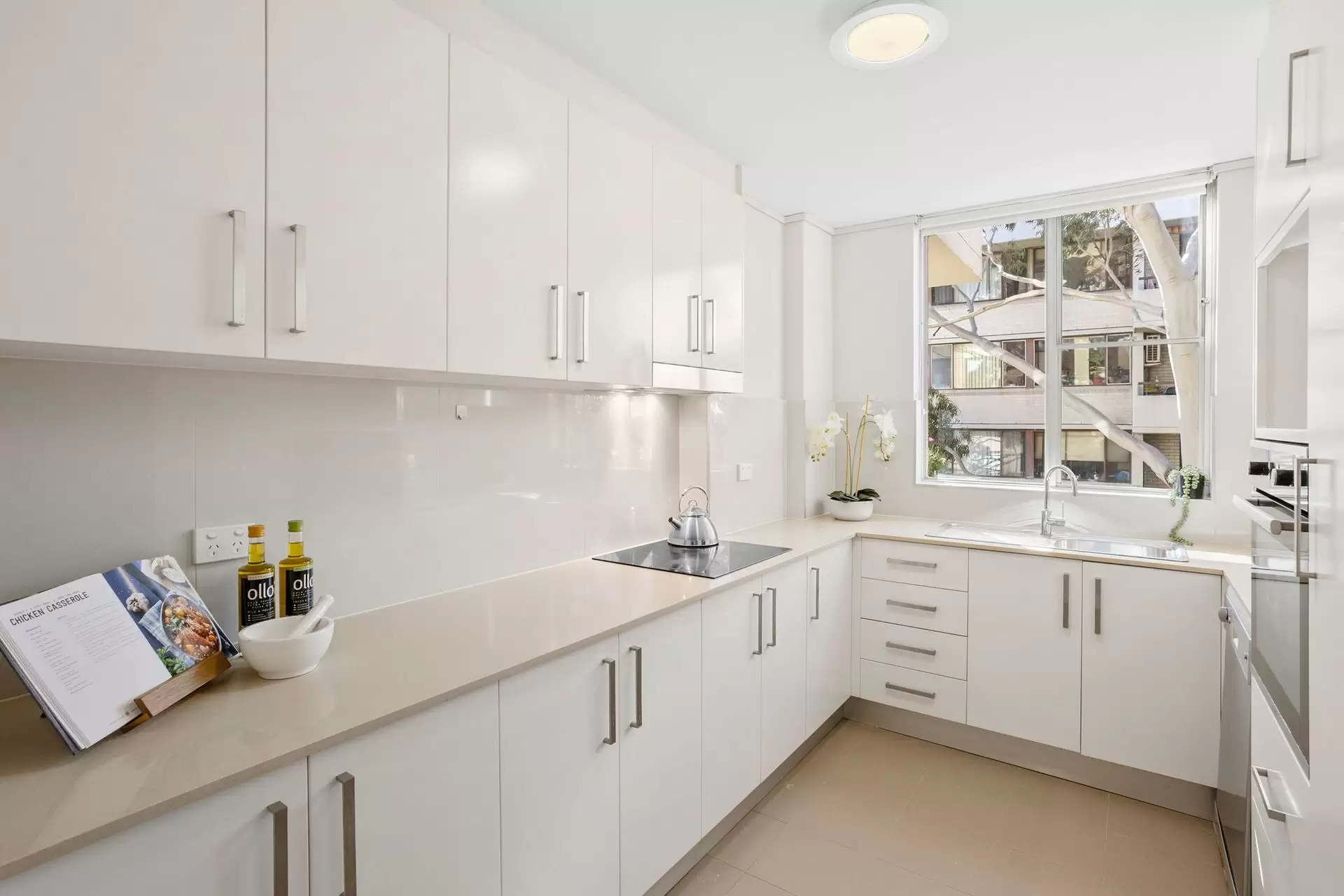 28/34 Archer Street, Chatswood Sold by Shead Property - image 1