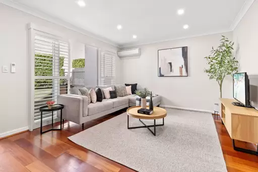 9/6 Gillott Way, St Ives Sold by Shead Property