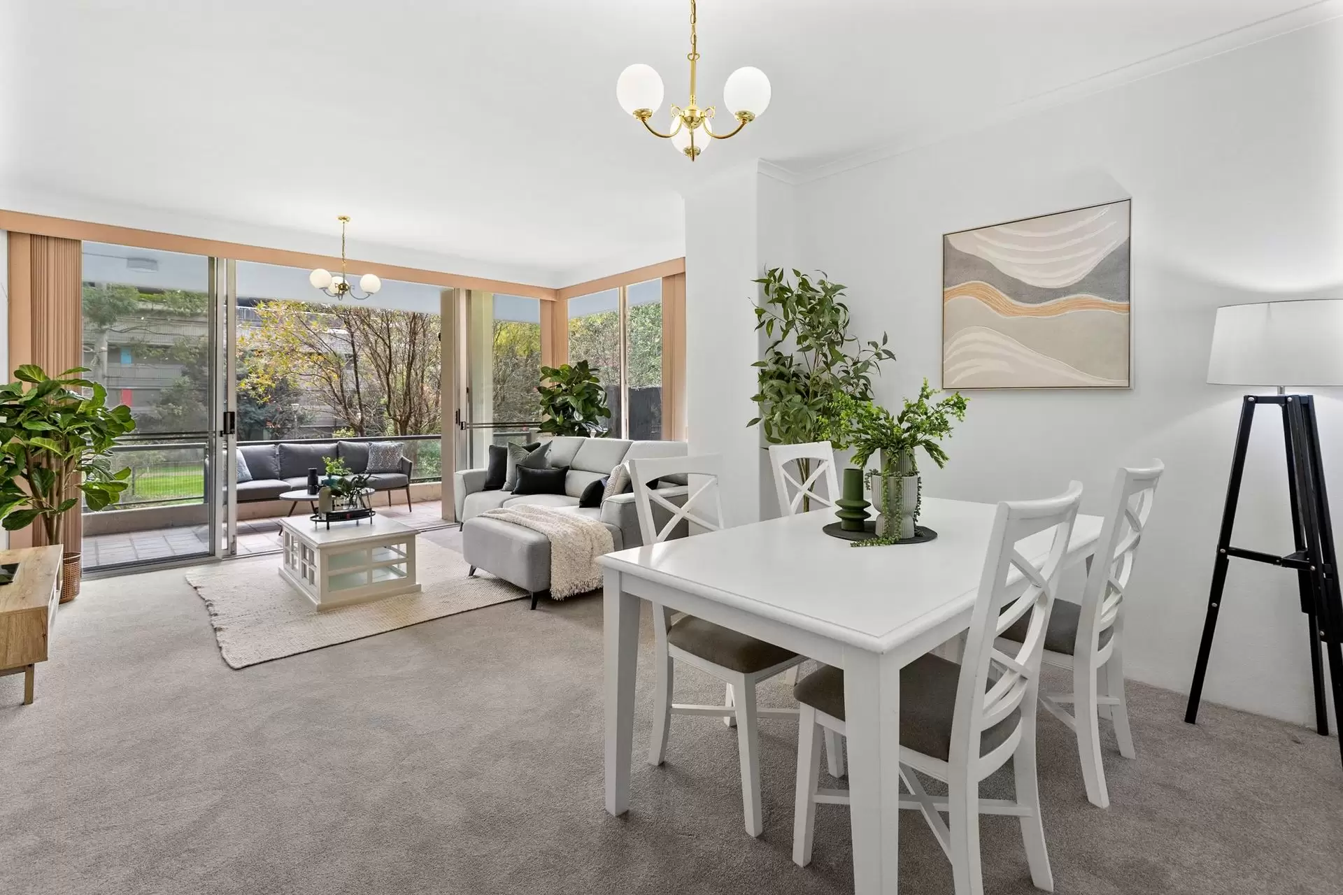 2/2 Parkside Lane, Chatswood Sold by Shead Property - image 1