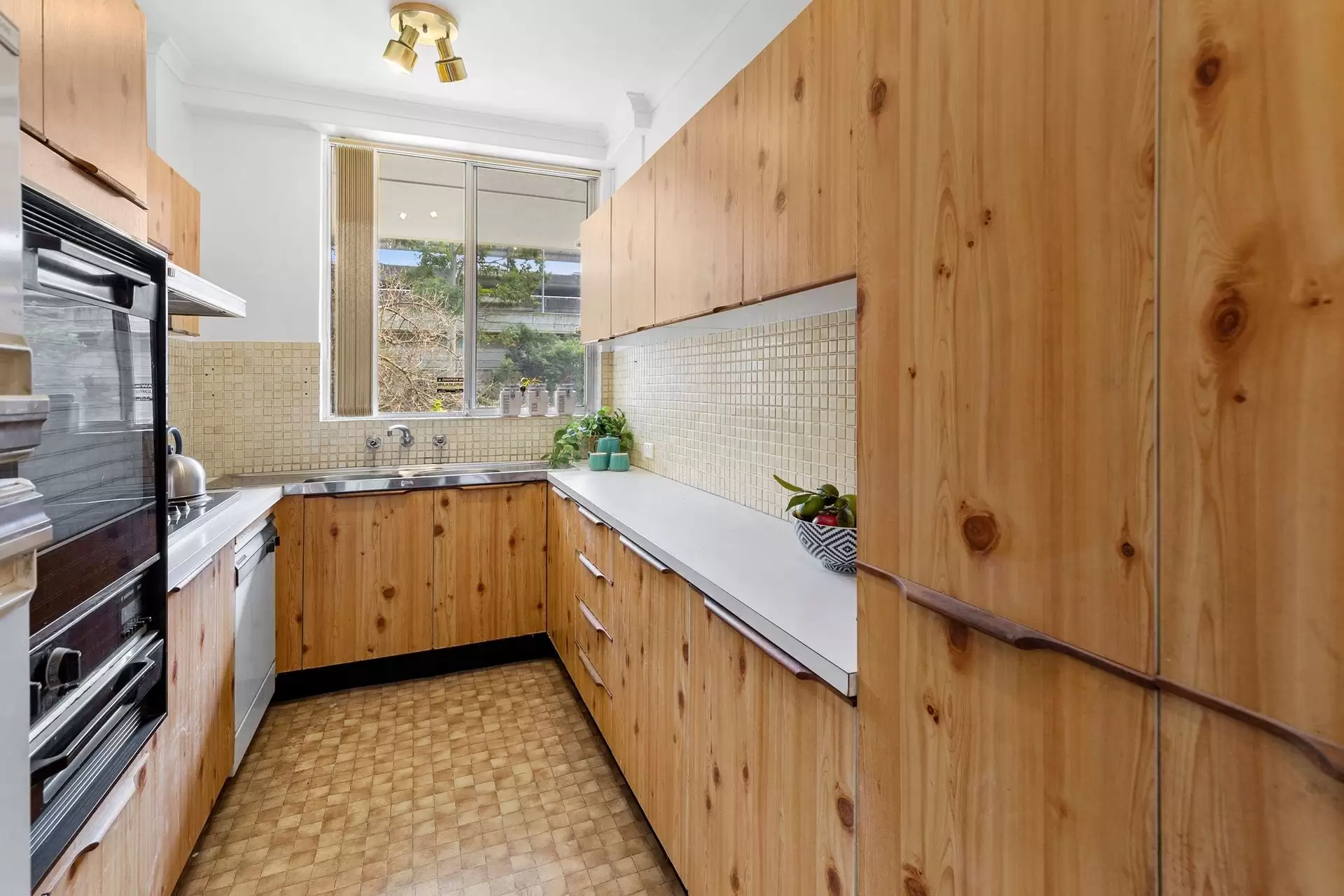 2/2 Parkside Lane, Chatswood Sold by Shead Property - image 1