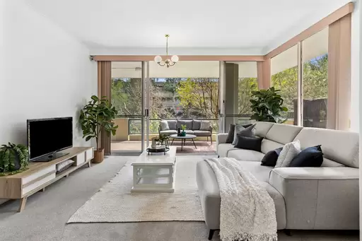 2/2 Parkside Lane, Chatswood Sold by Shead Property